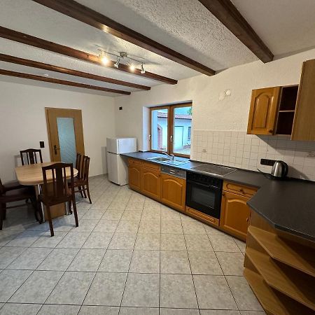 Pension „Haus 11“ Lauta Екстер'єр фото